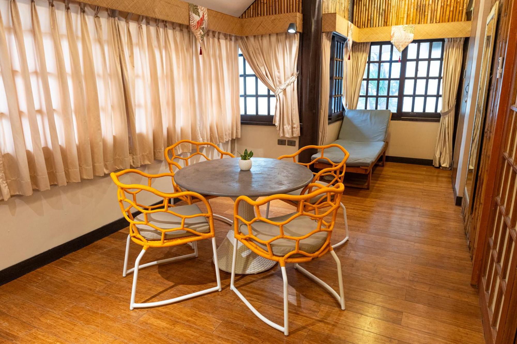 Club Serena Resort 몰볼 외부 사진